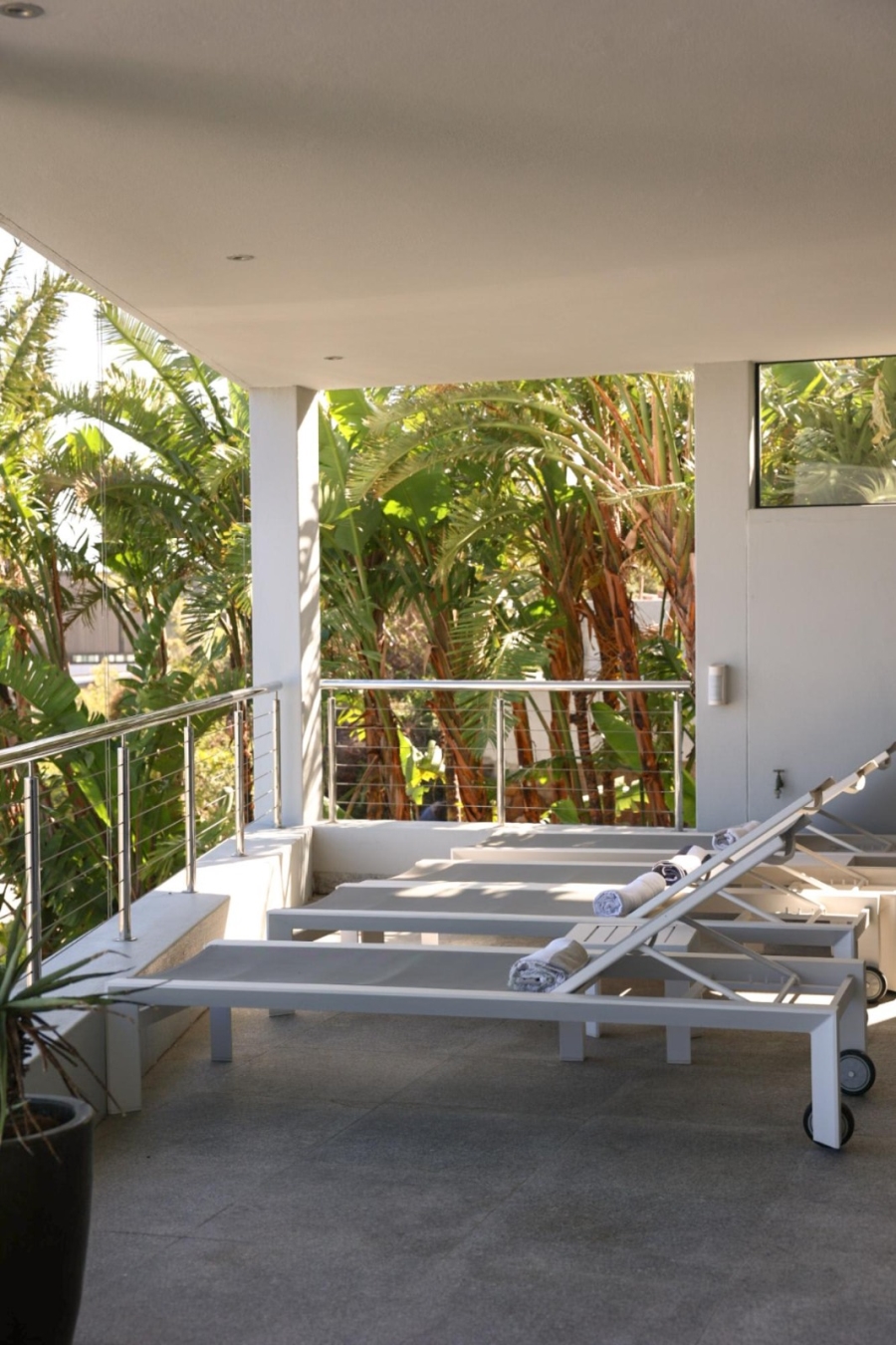 To Let 5 Bedroom Property for Rent in Camps Bay Western Cape